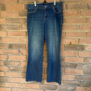Bandolino Indigo Wide Leg Dark Wash Jeans Size 14